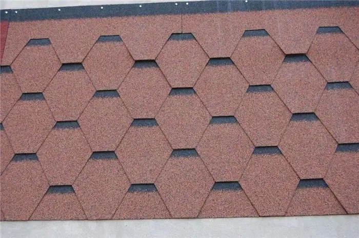 自建房屋用瀝青瓦的流程。
