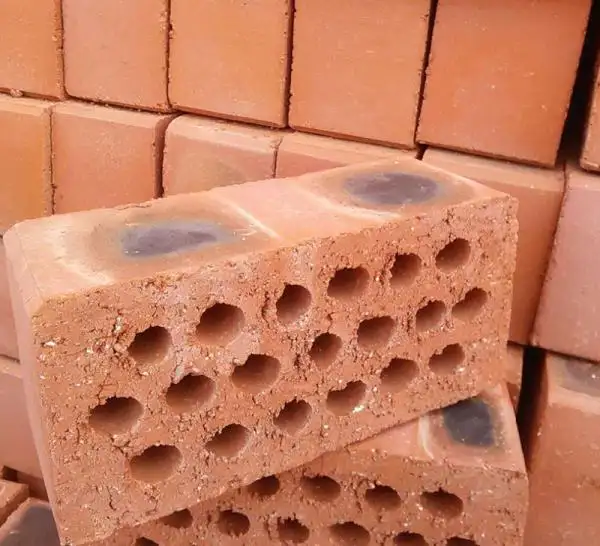 農(nóng)村自建房用空心磚的優(yōu)缺點。